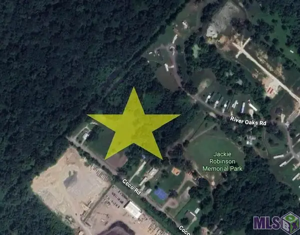 35601 River Oaks Rd, Geismar, LA 70734