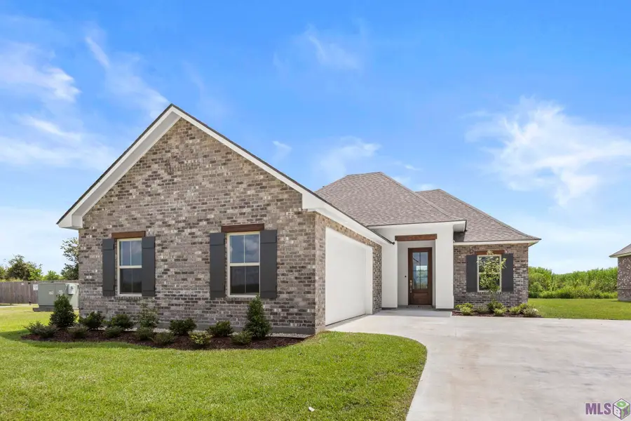 320 Marmande Avenue, Thibodaux, LA 70301 - #3