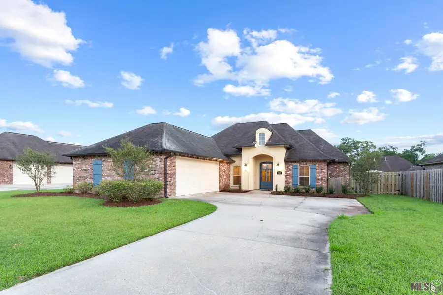 40271 Buchanan Ct, Prairieville, LA 70769 - #2