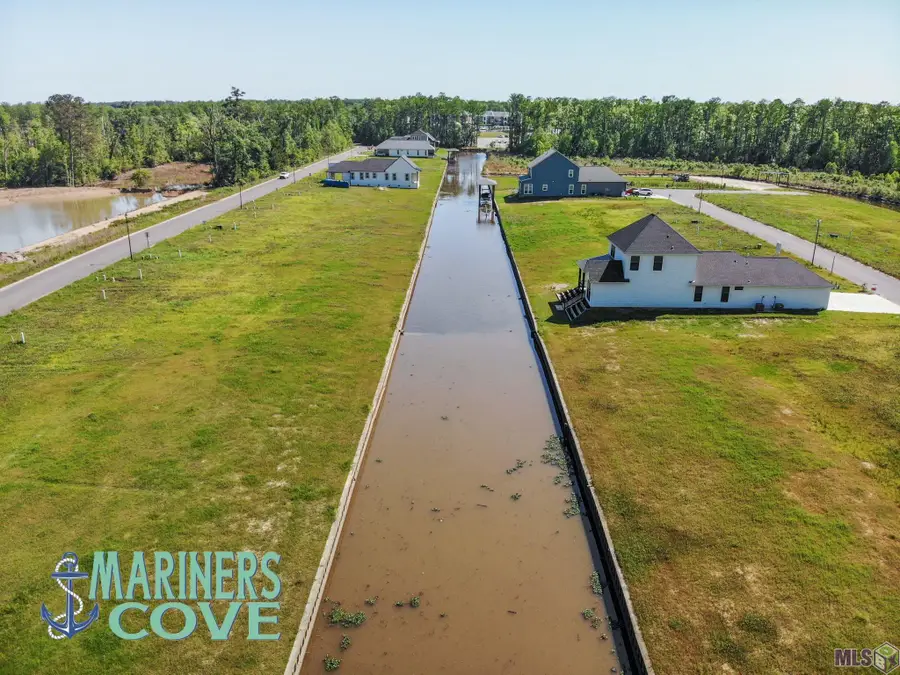 12842 N St Croix Ct, Maurepas, LA 70449 - #2