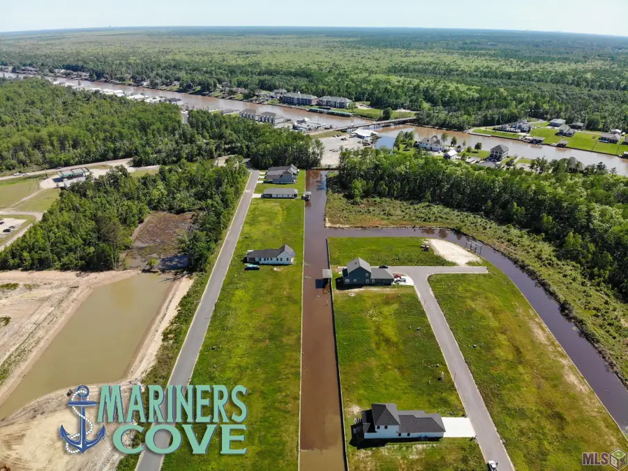 12838 N St Croix Ct, Maurepas, LA 70449 - #3