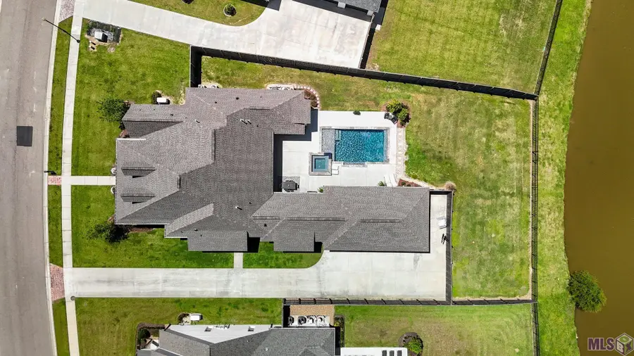 36354 Talonstone Dr, Geismar, LA 70734 - #2