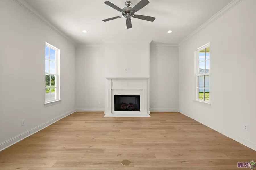 5141 Stonewater Dr, Gonzales, LA 70737 - #2