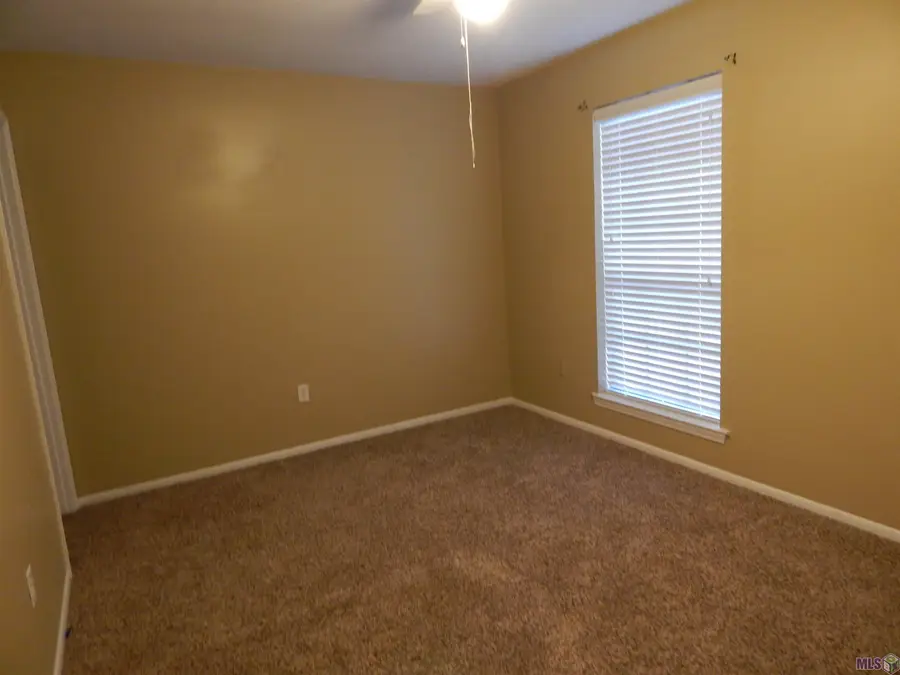 4352 Stumberg Ln, Baton Rouge, LA 70816 - #2
