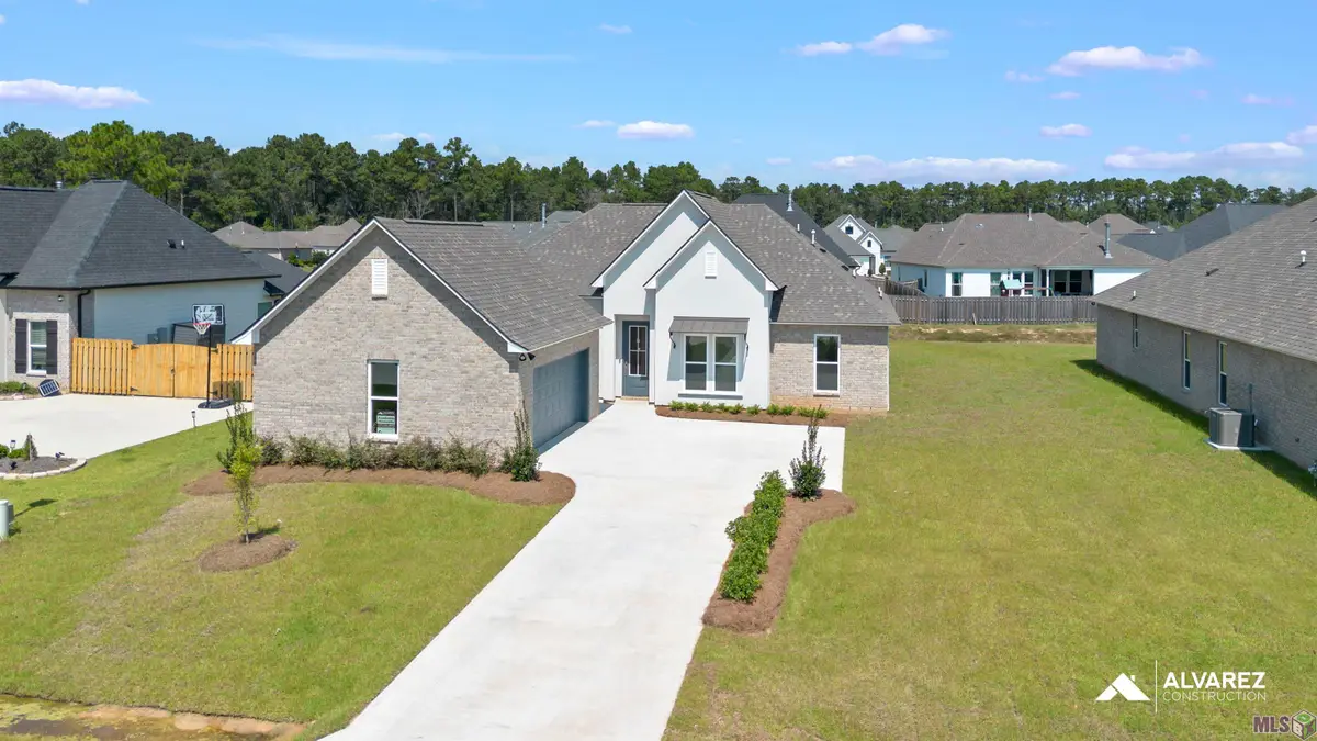4064 Kelly Lake Ln, Madisonville, LA 70447 - #1