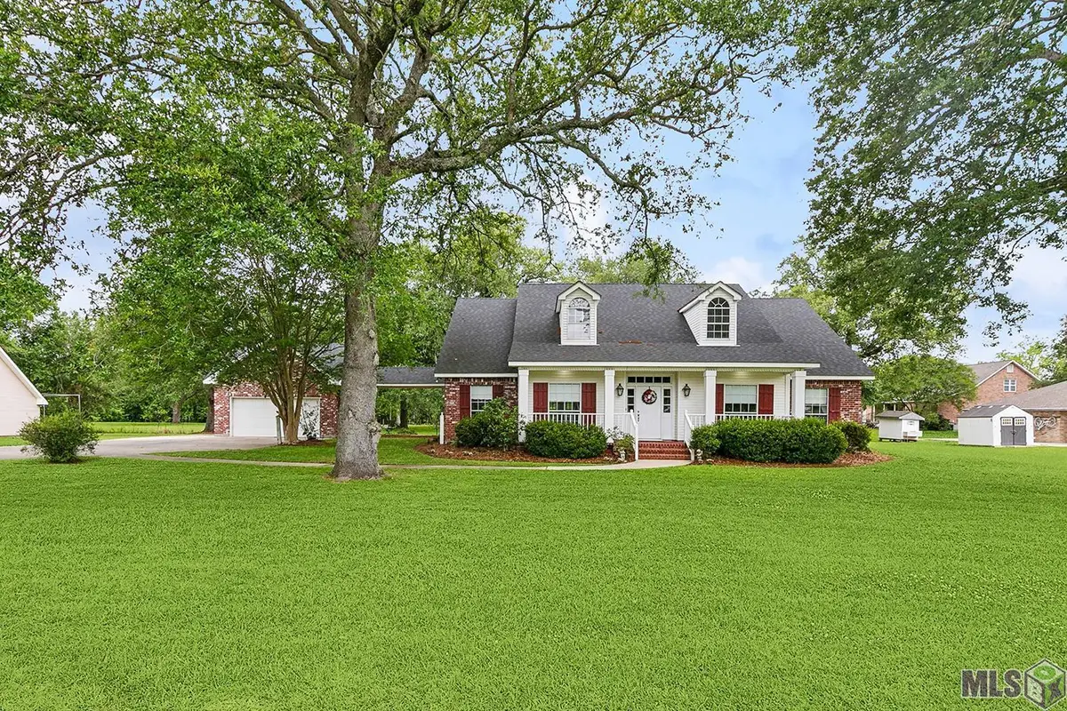 186 Sarah Victoria Drive, Belle Chasse, LA 70037 - #1