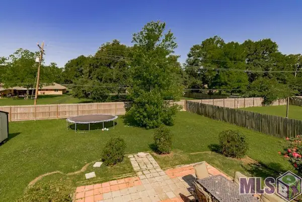 4843 Knight Dr, Zachary, LA 70791