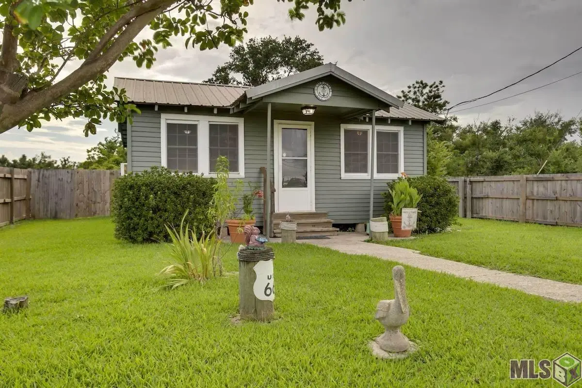 21112 Highway 1, Golden Meadow, LA 70357 - #1