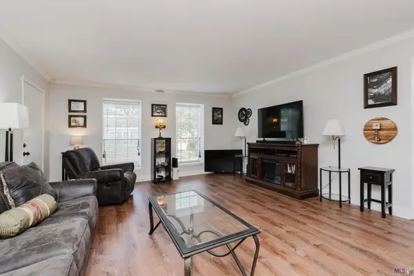 1755 College Dr #219, Baton Rouge, LA 70808