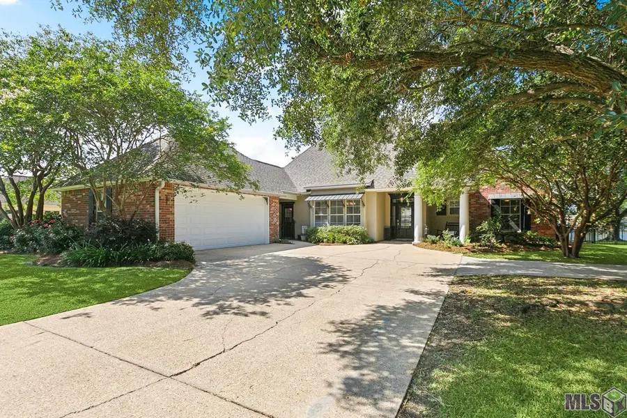19025 Vignes Lake Ave, Baton Rouge, LA 70817 - #3