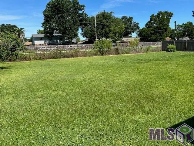 51 Country Club Dr, Laplace, LA 70068 - #2