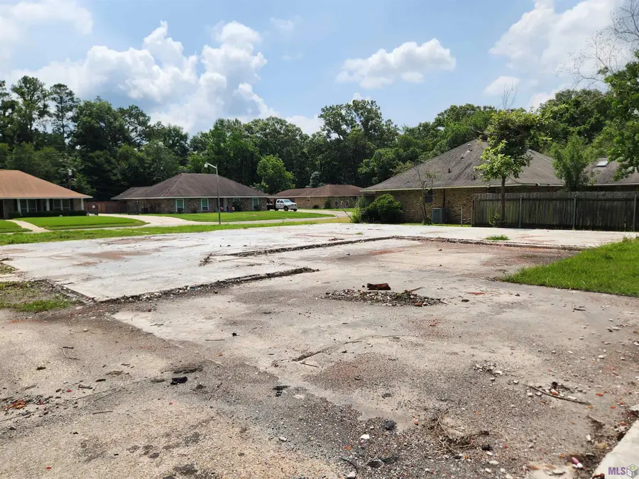 2151 San Clemente Dr, Baton Rouge, LA 70815 - #2