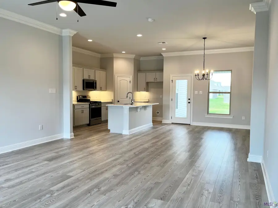 23398 Pershing Dr, Denham Springs, LA 70726 - #3
