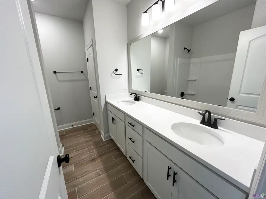 1517 Marshall Jones Sr Ave, Zachary, LA 70791 - #3