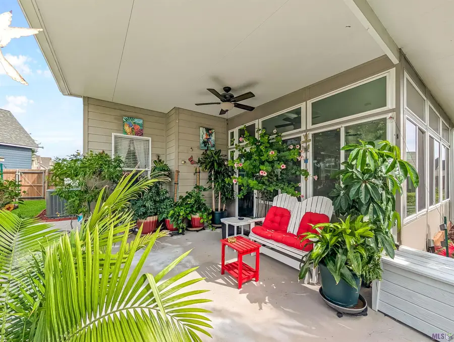 10151 Sandhill Ct, Baton Rouge, LA 70809 - #2