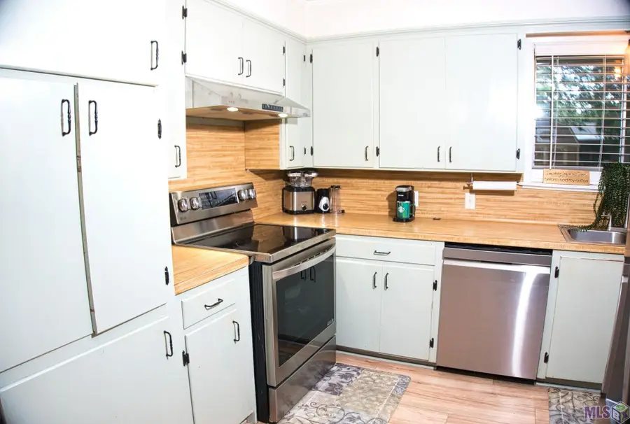 4076 Bennett St, Zachary, LA 70791 - #3