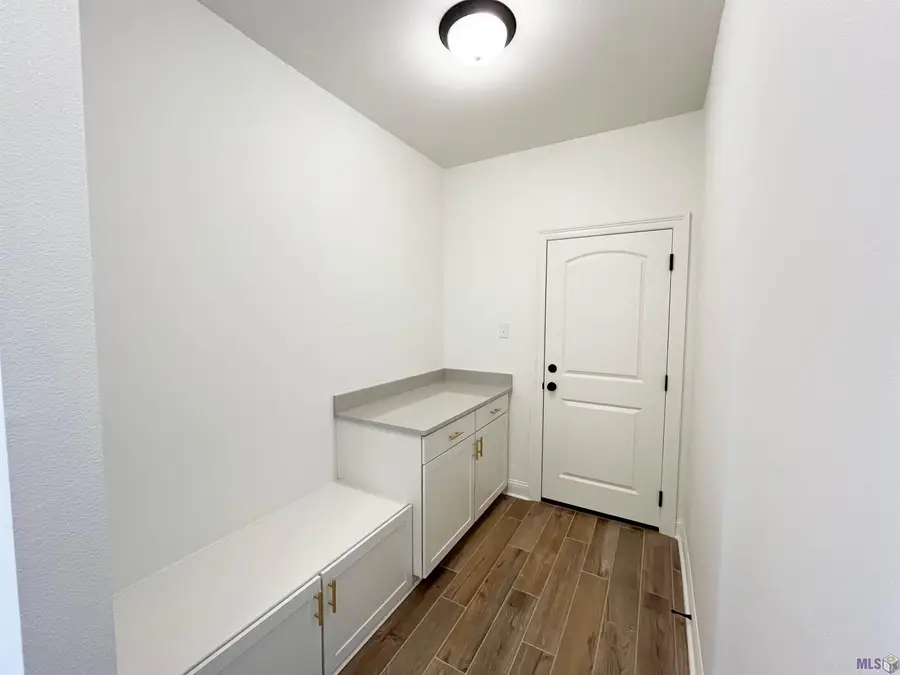 1217 Lakehaven Dr, Gonzales, LA 70737 - #3