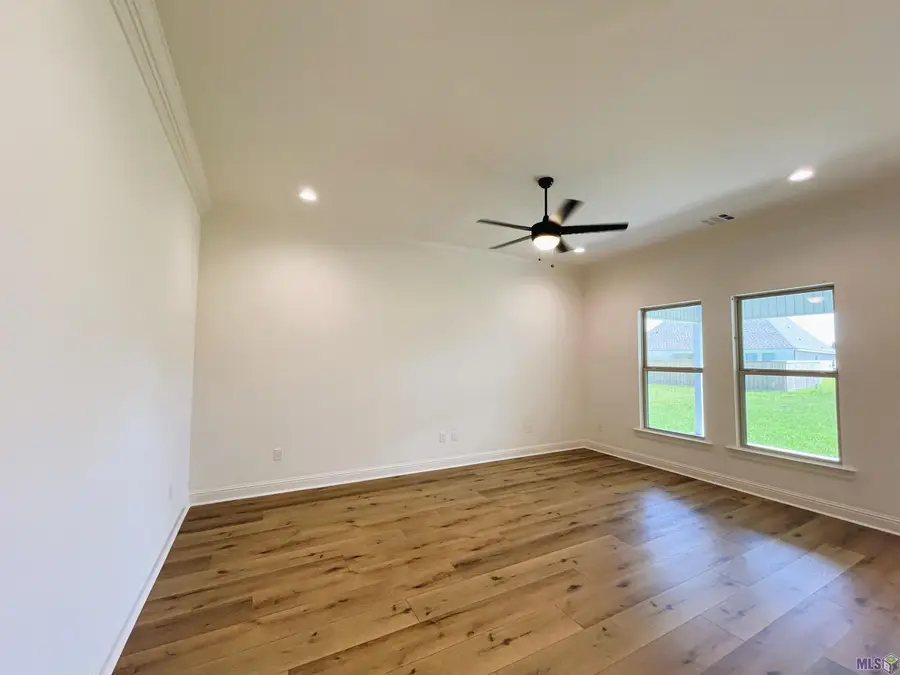 26153 Willette Ave, Denham Springs, LA 70726 - #3