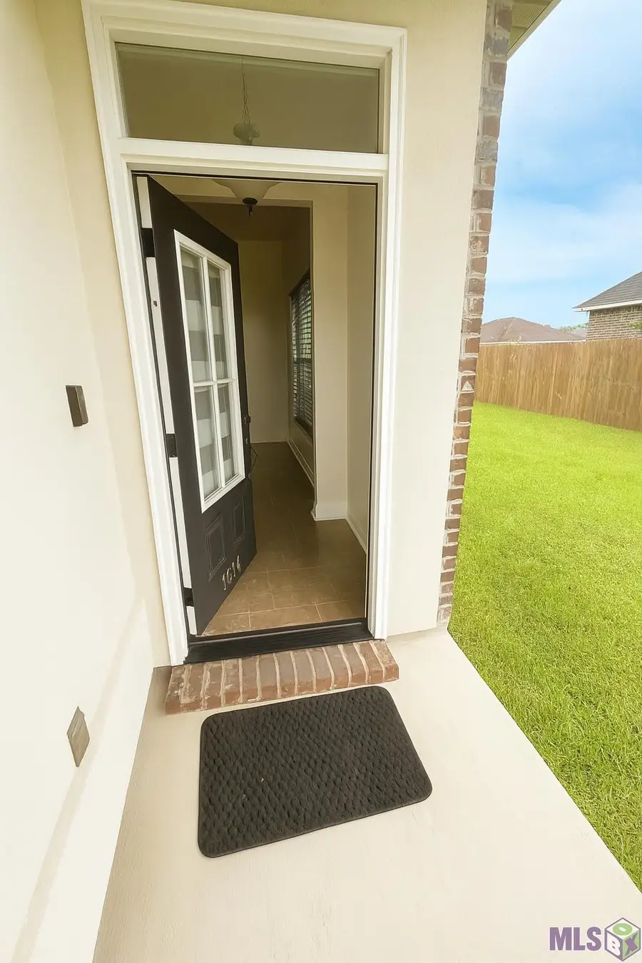 1614 W Cocodrie Dr, Gonzales, LA 70737 - #2