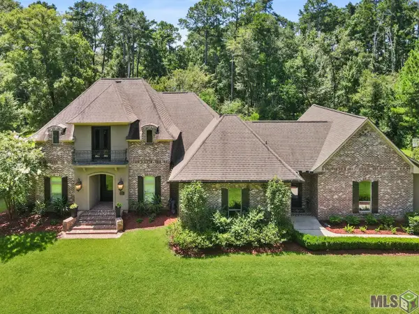 17950 Rolling Oaks Ave, Greenwell Springs, LA 70739