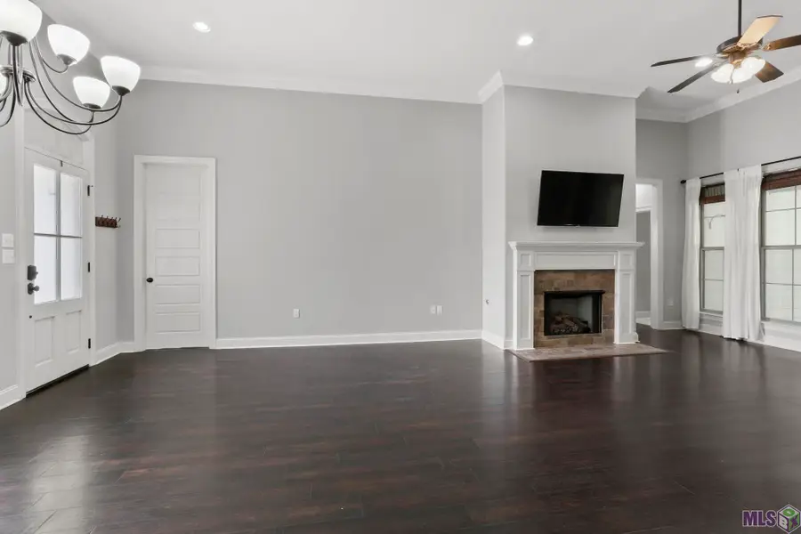 16520 Orchard Way Dr, Prairieville, LA 70769 - #3