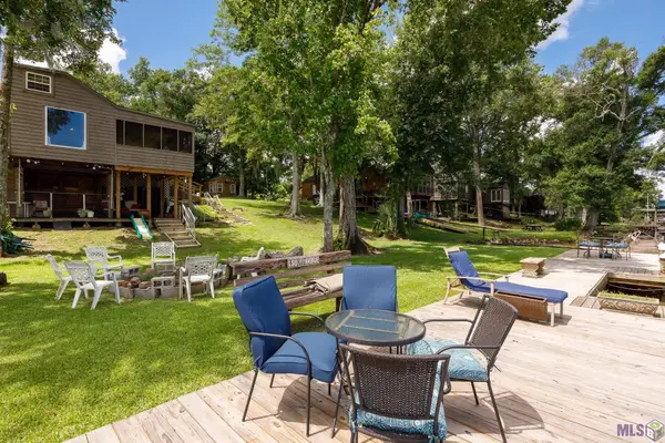 21054 Diversion Canal Rd, Maurepas, LA 70449