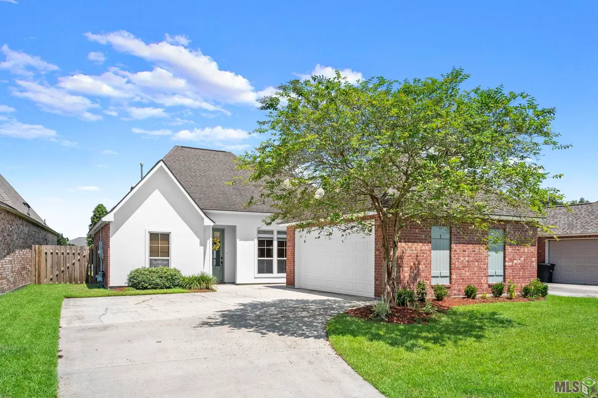 10931 Springtree Ave, Baton Rouge, LA 70810 - #1