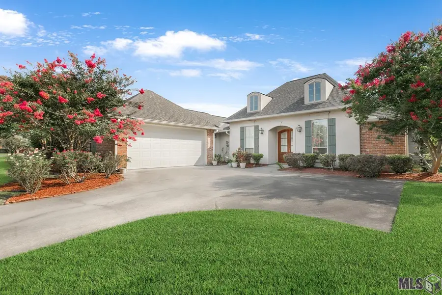 2126 Hillway Dr, Baton Rouge, LA 70810 - #2