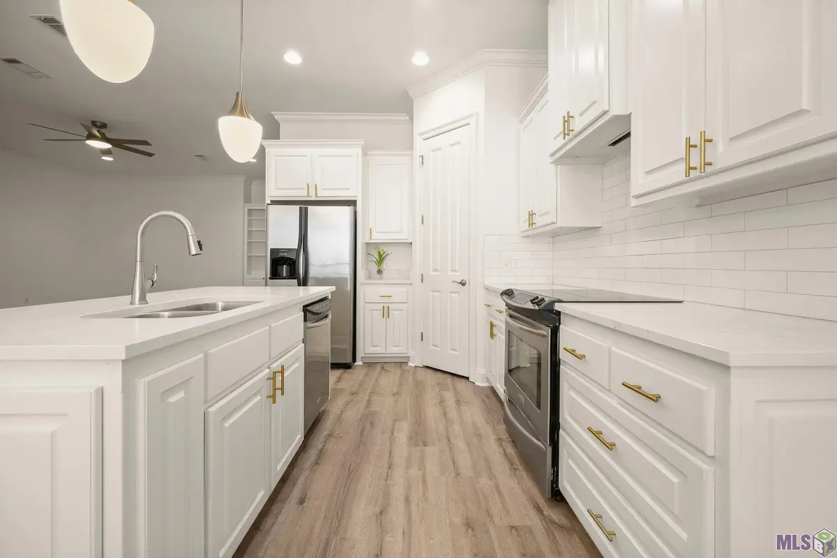 5368 Courtyard Dr, Gonzales, LA 70737 - #1