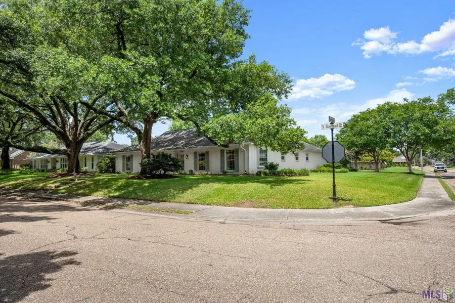 3832 N Bluebonnet Rd, Baton Rouge, LA 70809 - #3