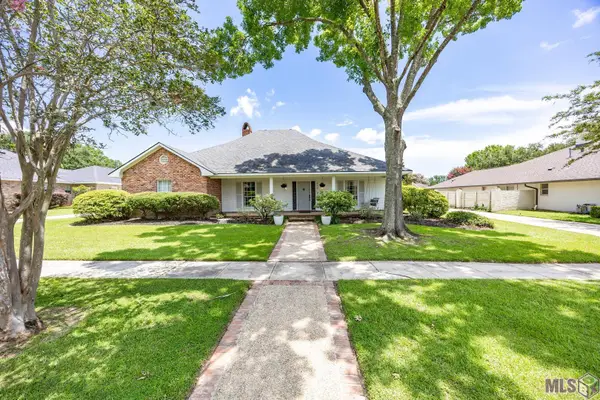 448 E Woodruff Dr, Baton Rouge, LA 70808