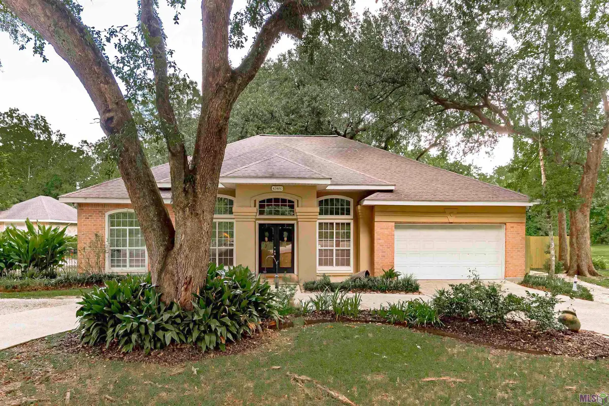 43480 Weber City Rd, Gonzales, LA 70737 - #1