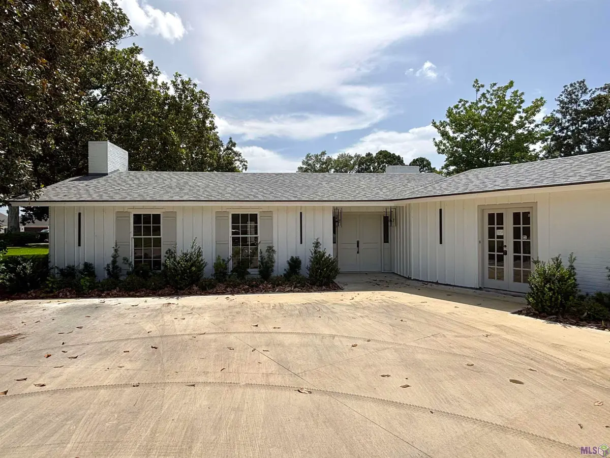 1406 False River Dr, New Roads, LA 70760 - #1