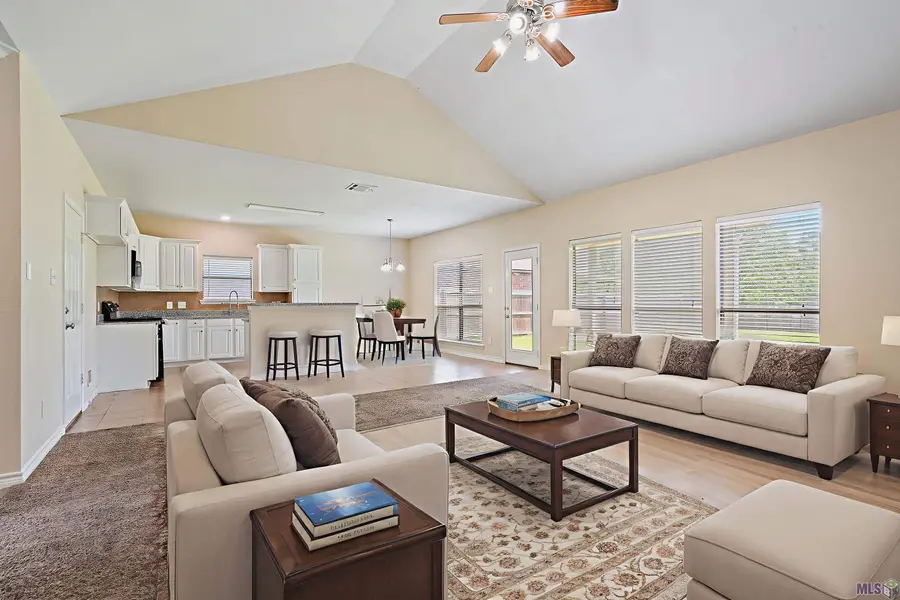 26222 Avoyelles Ave, Denham Springs, LA 70726 - #2