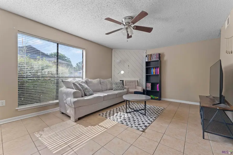 1983 S Brightside View Dr #112A, Baton Rouge, LA 70820 - #2