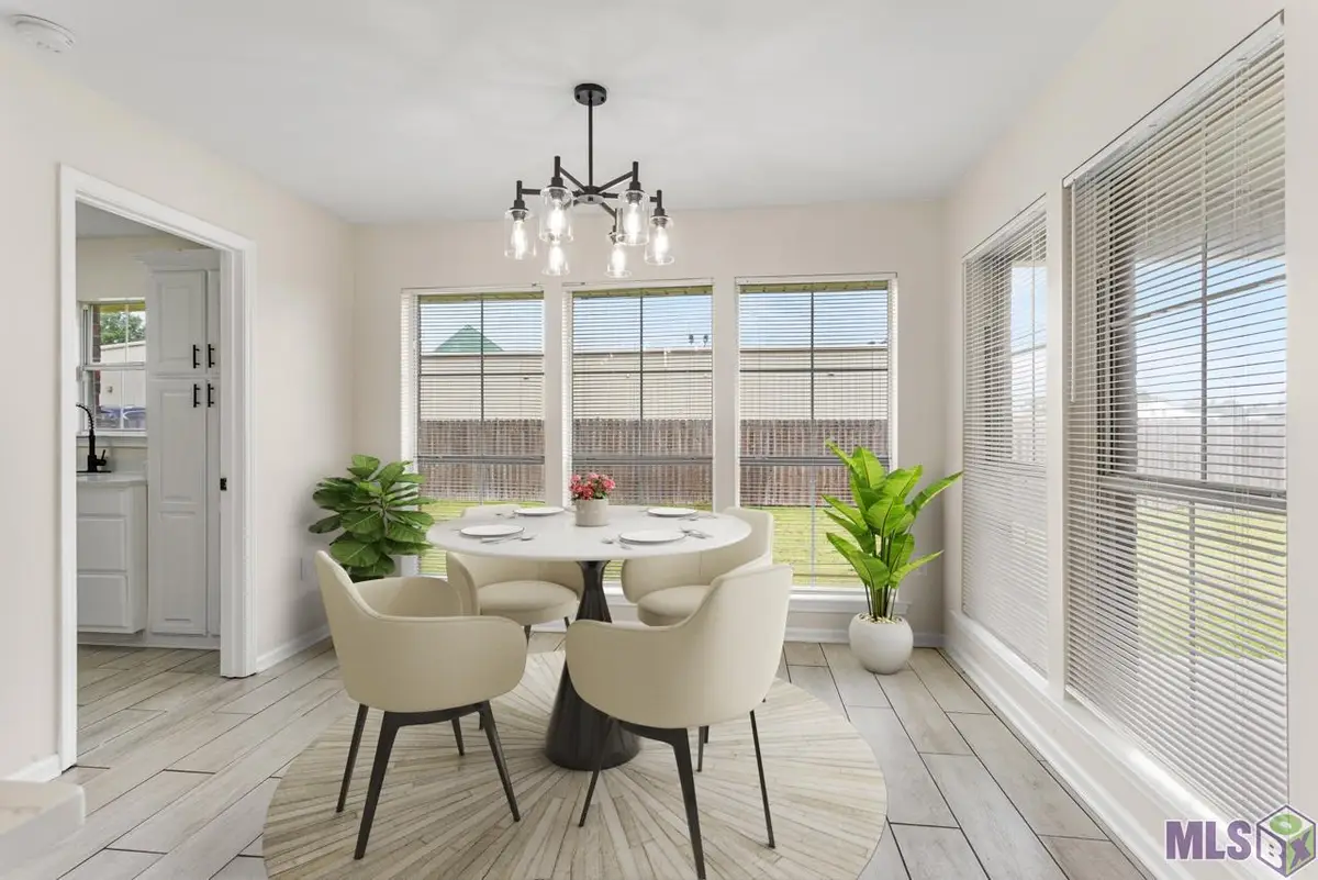 630 S Pleasant Ave, Gonzales, LA 70737 - #1