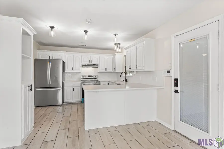 630 S Pleasant Ave, Gonzales, LA 70737 - #3