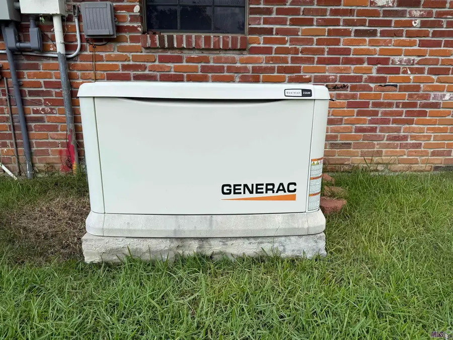 16058 Chantilly Ave, Baton Rouge, LA 70817 - #2