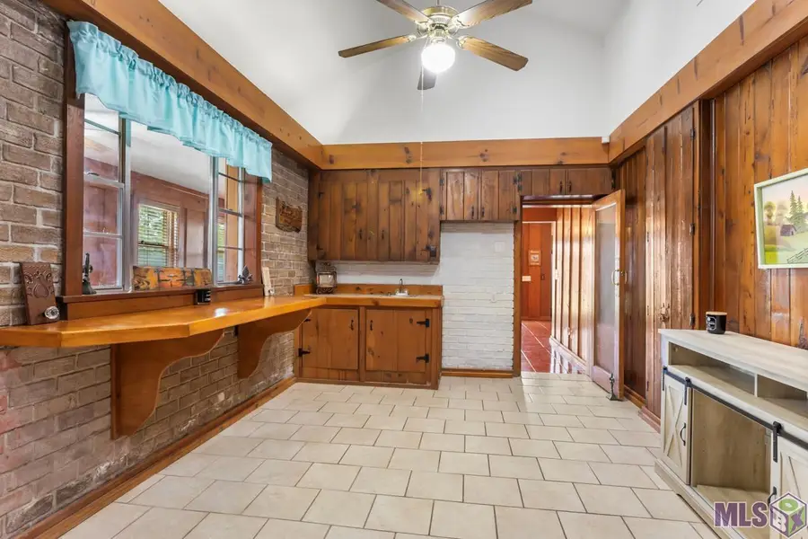 32063 Oneal Dr, Springfield, LA 70462 - #3