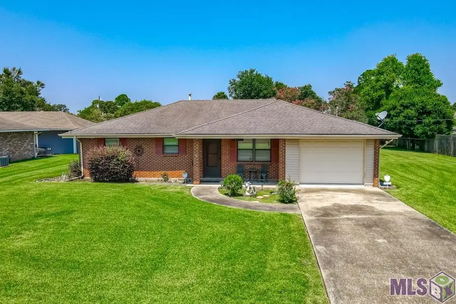 59012 Obier St, Plaquemine, LA 70764 - #2