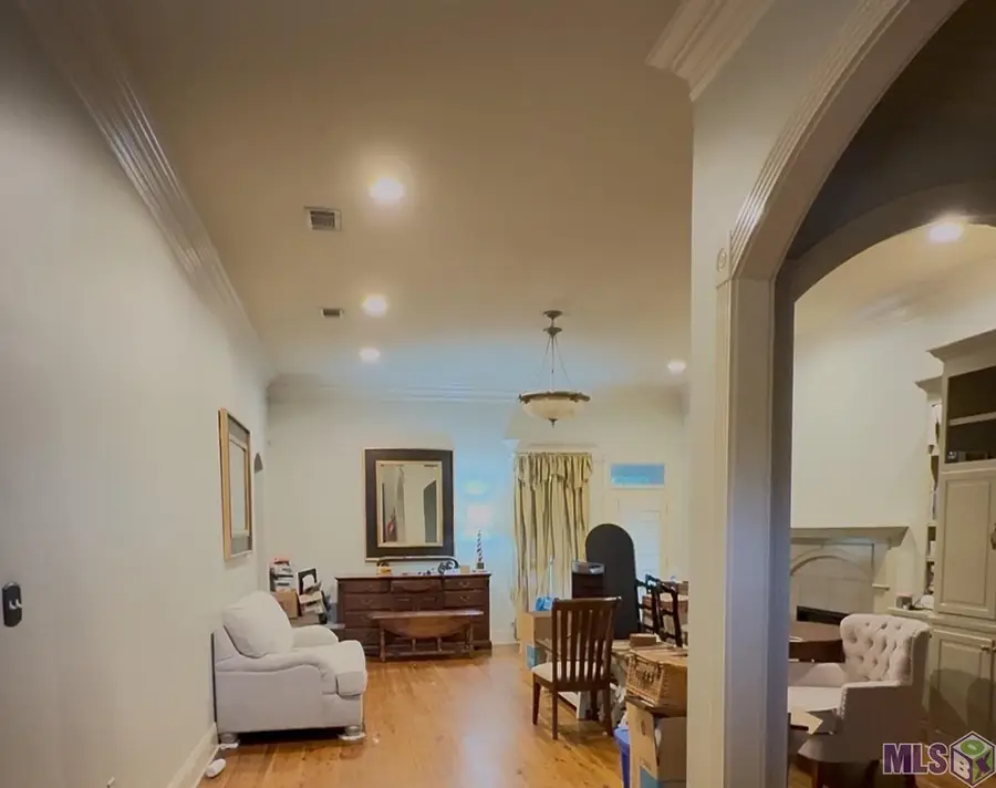 10417 Oakline Dr, Baton Rouge, LA 70809 - #2