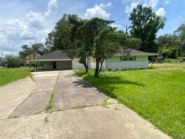 1771 N Woodcrest Ave, Denham Springs, LA 70726