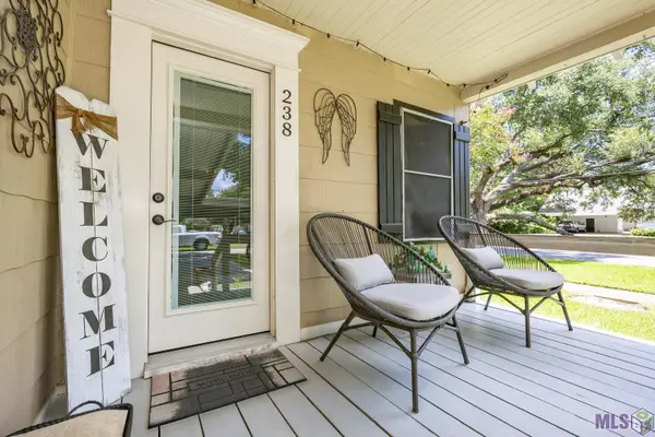 238 Whitehead Blvd, Port Allen, LA 70767