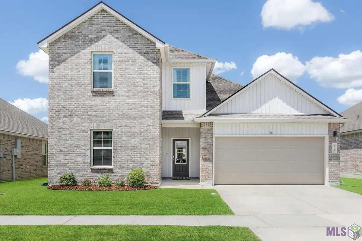 715 Jacques Ln, Zachary, LA 70791 - #1