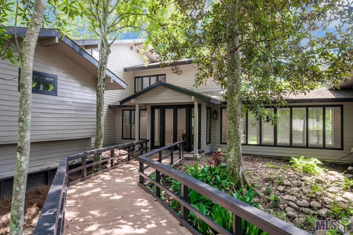 4921 Piney Point Ave, Baton Rouge, LA 70817 - #1