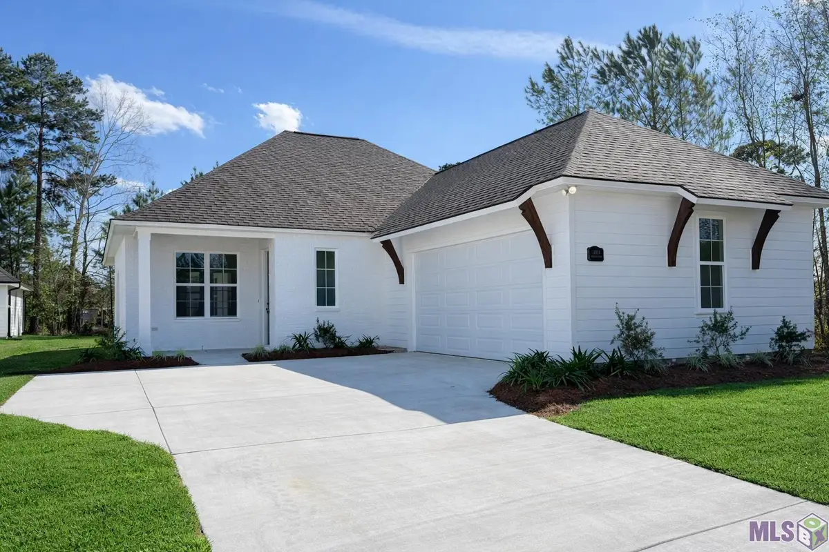 18014 Sunfield Dr, Greenwell Springs, LA 70739 - #1