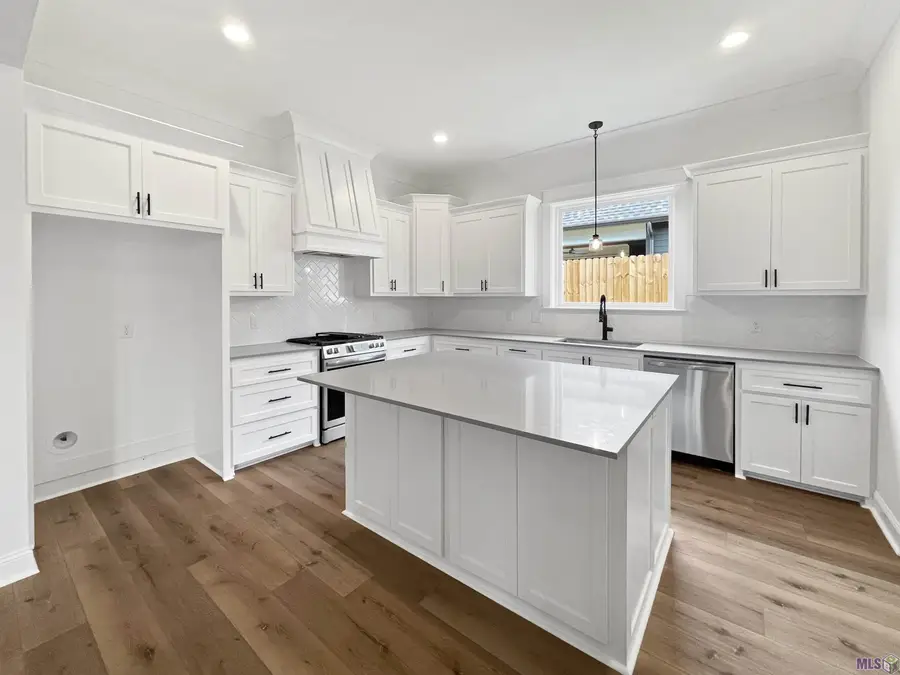 17995 Delaney Dr, Greenwell Springs, LA 70739 - #2