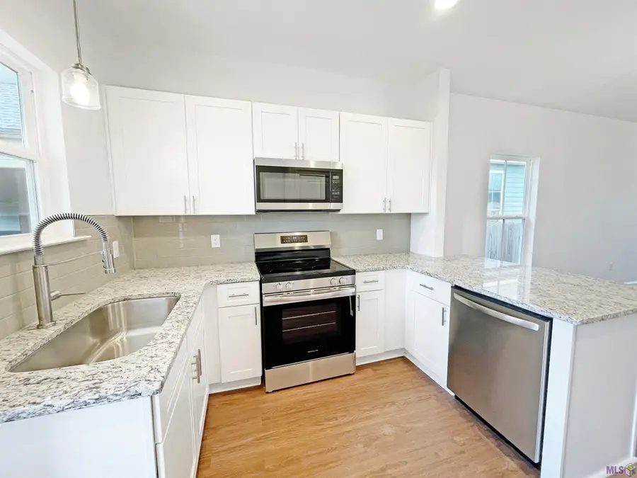 515 S Iberville Ave, Gonzales, LA 70737 - #3