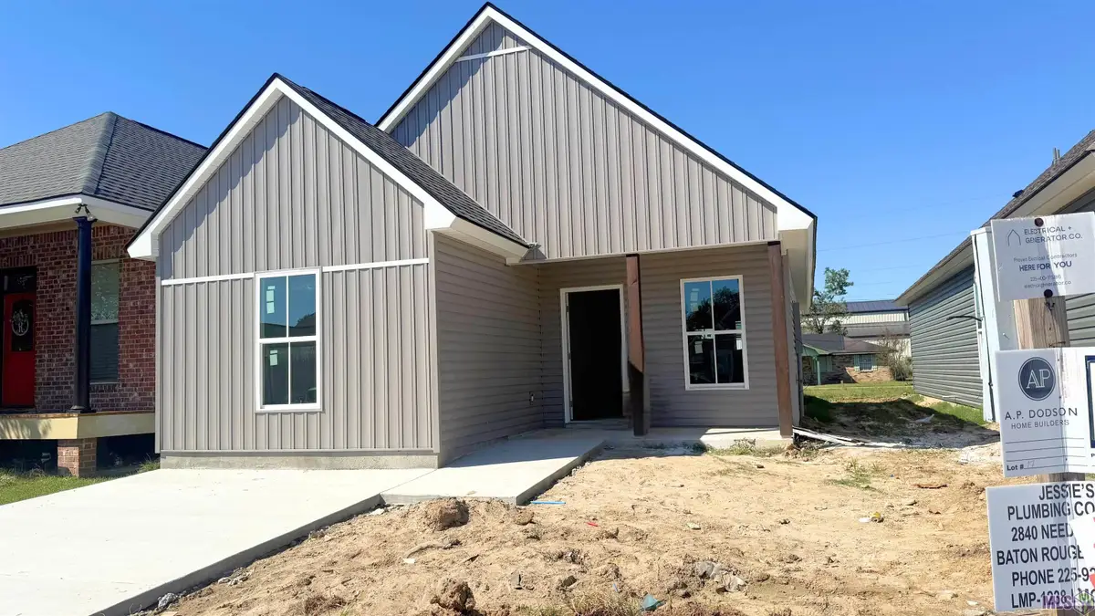 417 S Iberville Ave, Gonzales, LA 70737 - #1