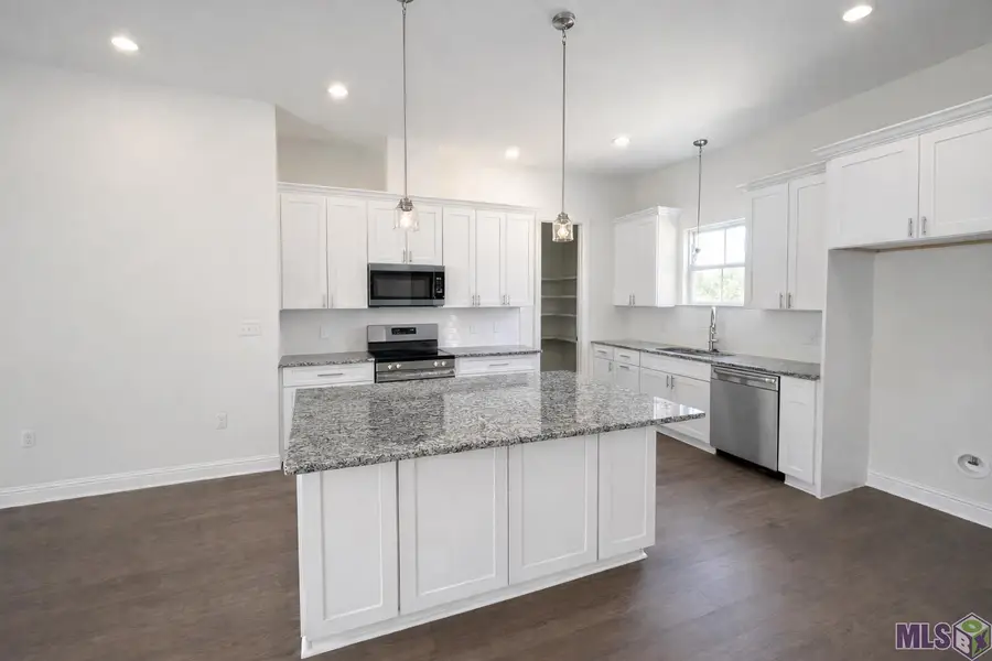 31531 Dunn Rd, Denham Springs, LA 70726 - #3